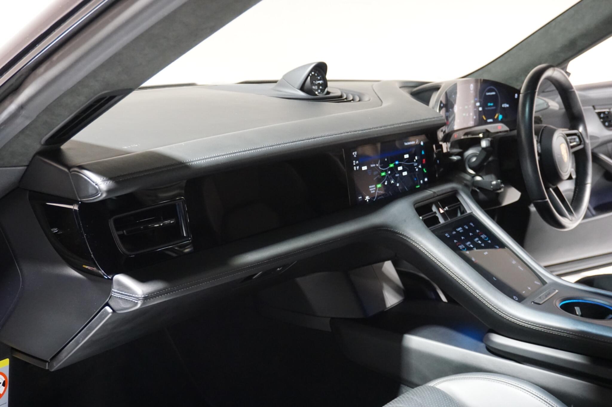 Porsche Taycan Performance Plus 93.4kWh Turbo Saloon 4dr Electric Auto 4WD (680 ps)